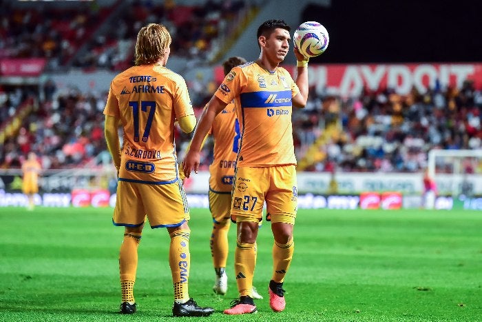 Tigres durante el partido Necaxa