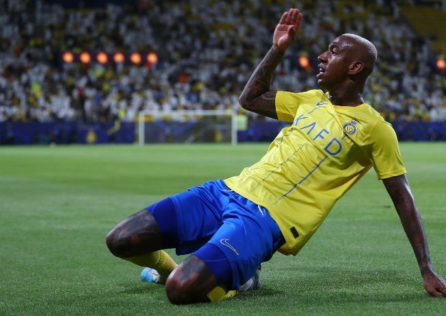 Anderson Talisca anotó dos goles