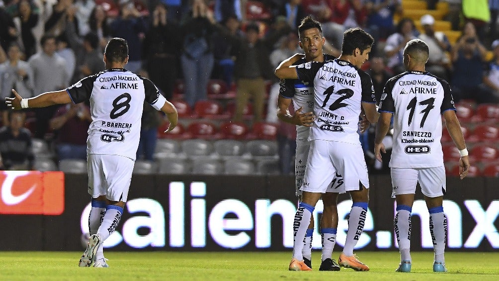 Querétaro ya no tiene deudas con sus jugadores, asegura Ángel Sosa, director deportivo de los Gallos