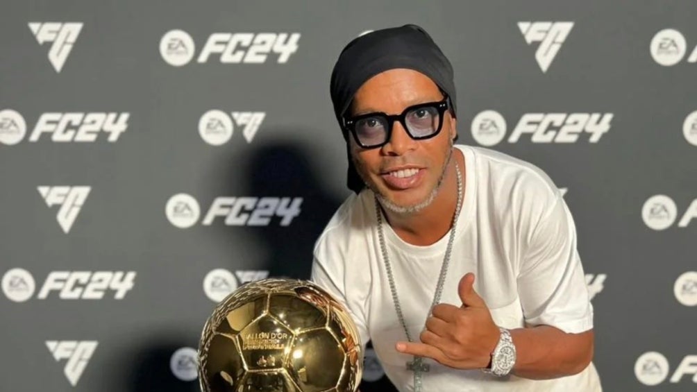 Ronaldinho en evento publicitario 