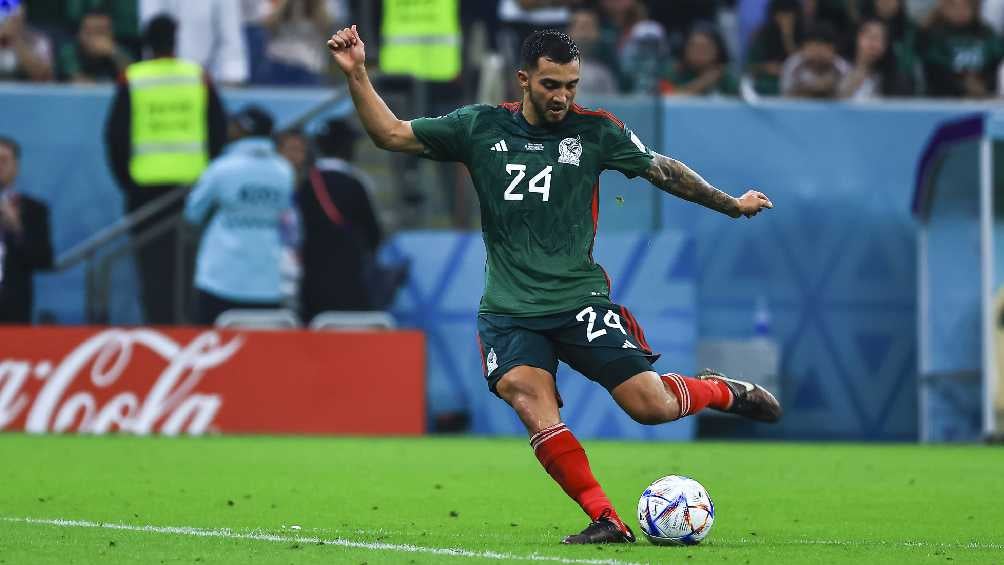 Luis Chávez ya viajó a Rusia