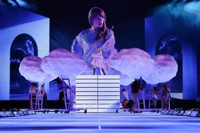 Taylor Swift durante uno de sus conciertos 