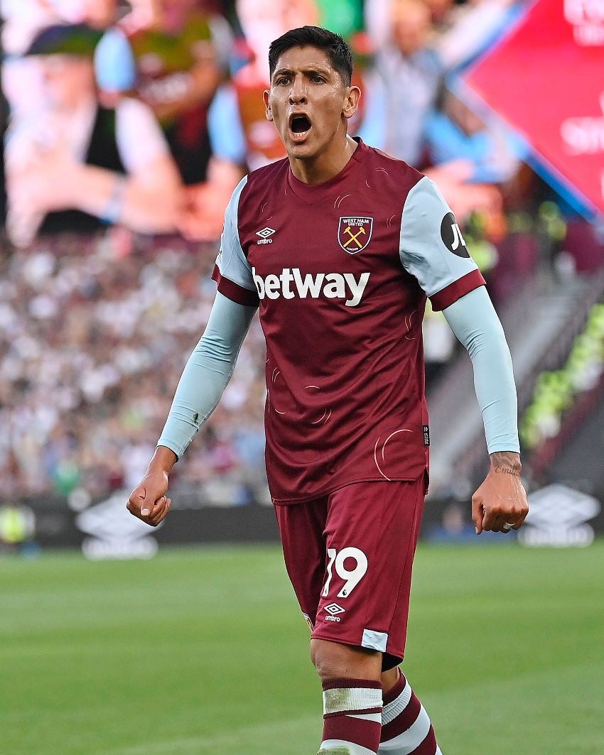 Edson Álvarez en su debut con West Ham