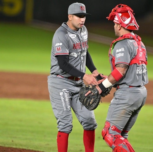 Diablos recorta distancia contra los Pericos