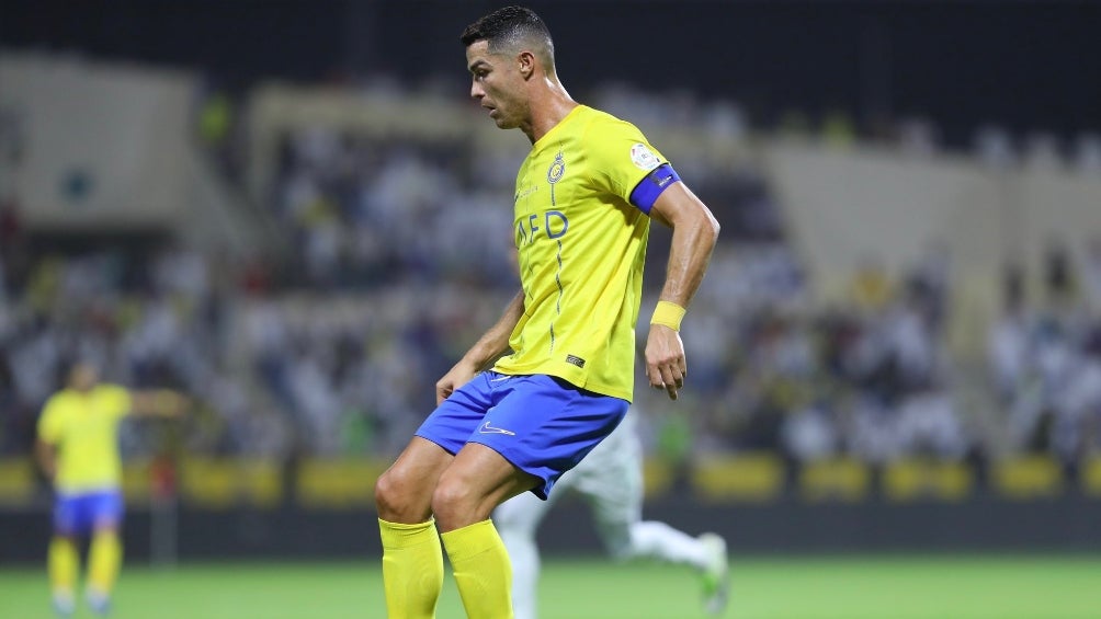 Cristiano Ronaldo Leads Al-Nasr to Victory in Saudi Pro League: Scores Hat-trick and Provides Key Assist