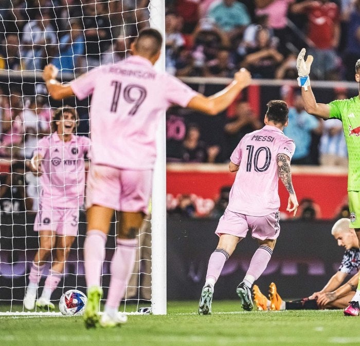 Messi celebrando el triunfo del Inter Miami 