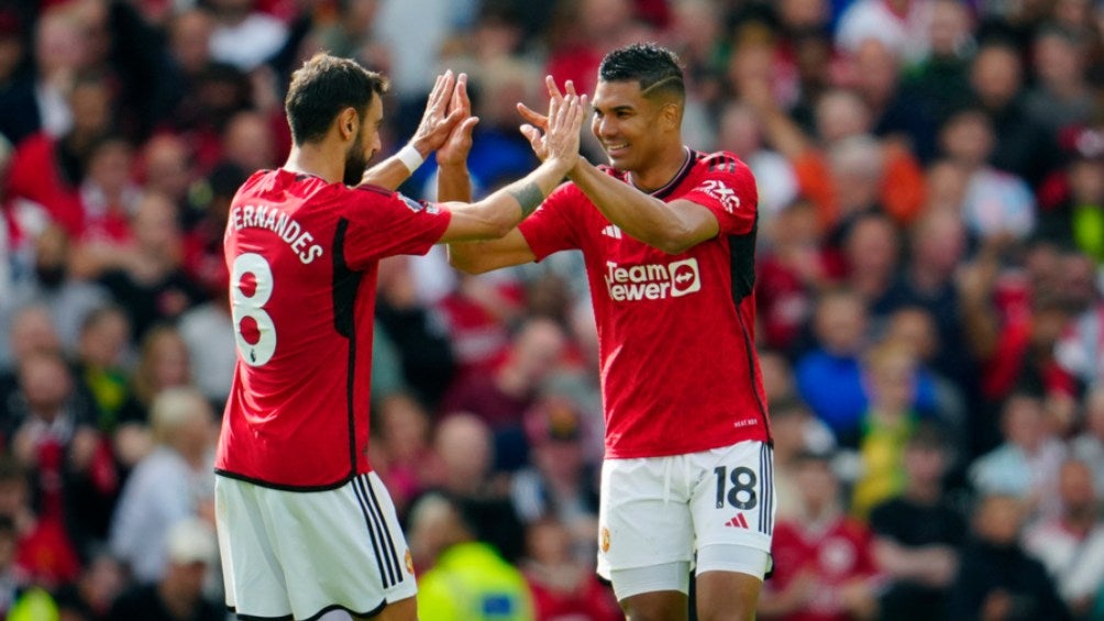 Manchester United remonta desventaja de dos goles y vence al Nottingham Forest