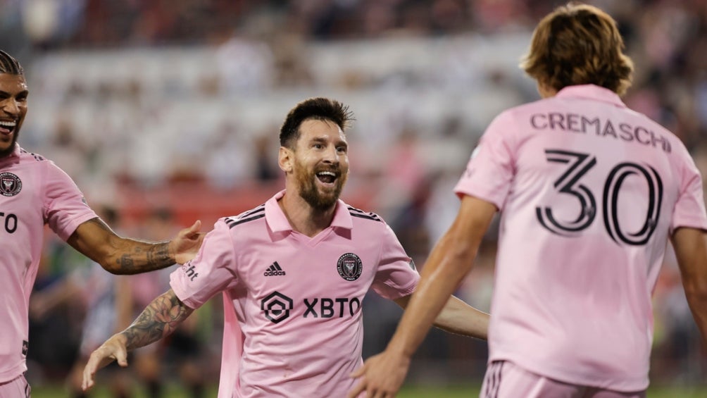 Leo Messi anota en su debut en la MLS y el Inter Miami sigue imbatible