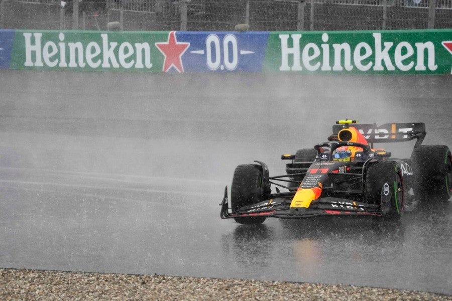 Checo Pérez hizo trompo en Zandvoort