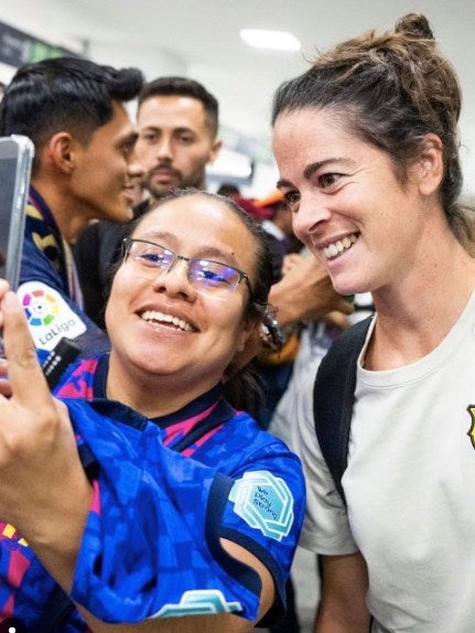 Marta en su llegada a México con el Barcelona Femenino