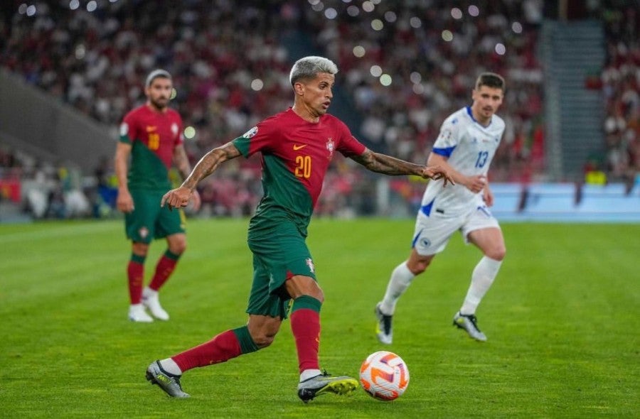 Joao Cancelo con la Selección de Portugal