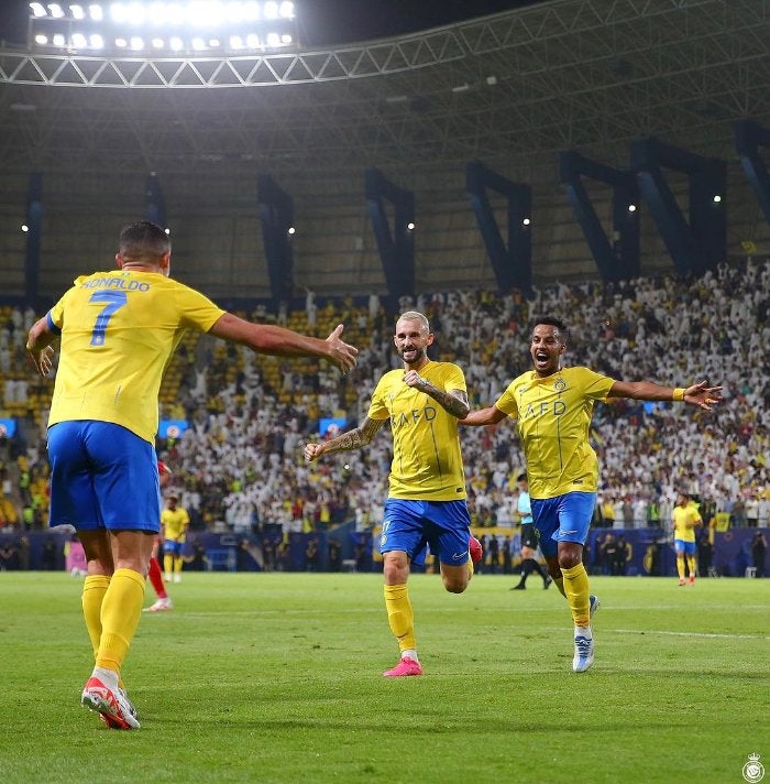 Cristiano jugando con el Al-Nassr