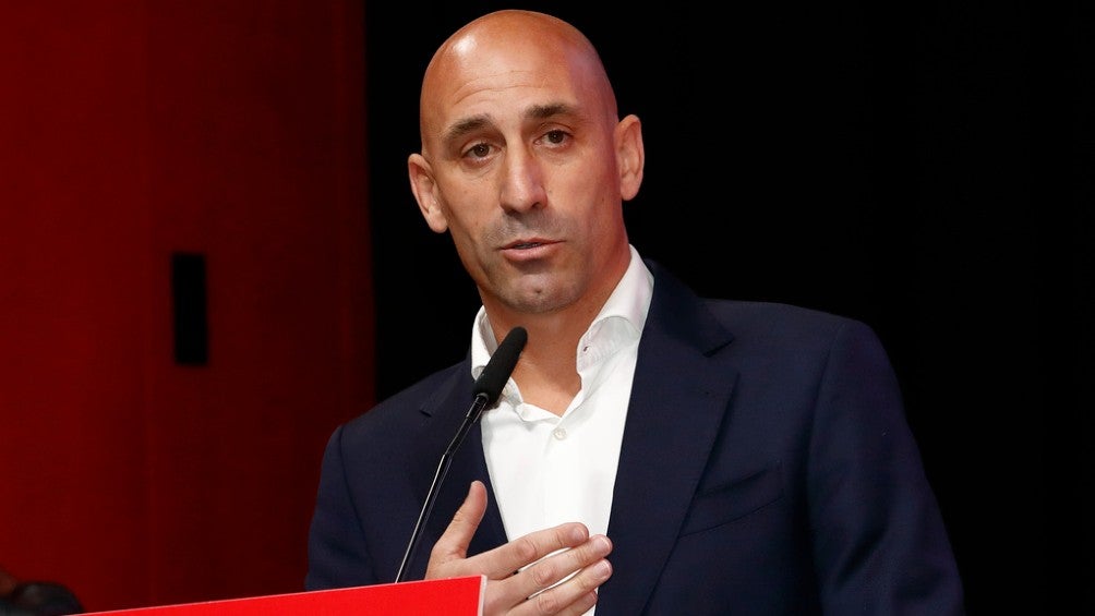 Luis Rubiales se negó a dimitir 