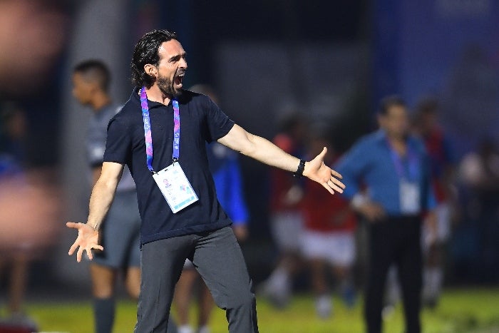 Espinoza durante un partido de los Juegos Centroamericanos con el Tri Sub 23