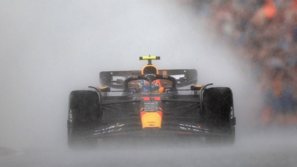 Pérez durante la carrera en Zandvoort