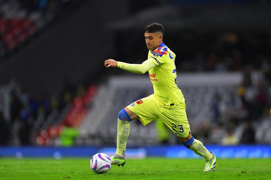 Emilio Lara recibió abucheos en el Estadio Azteca