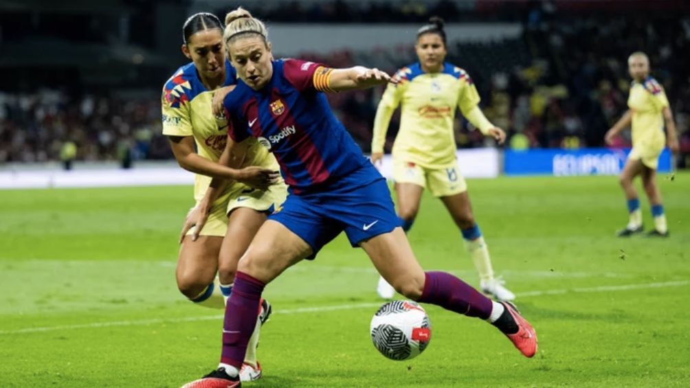 Alexia Putellas en el partido ante América