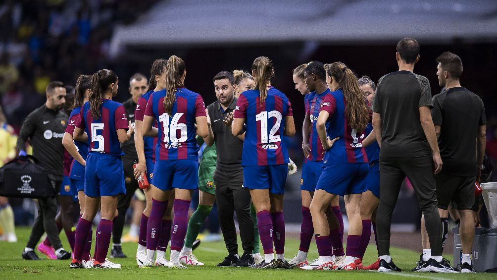 Las jugadoras del Barcelona en el Azteca