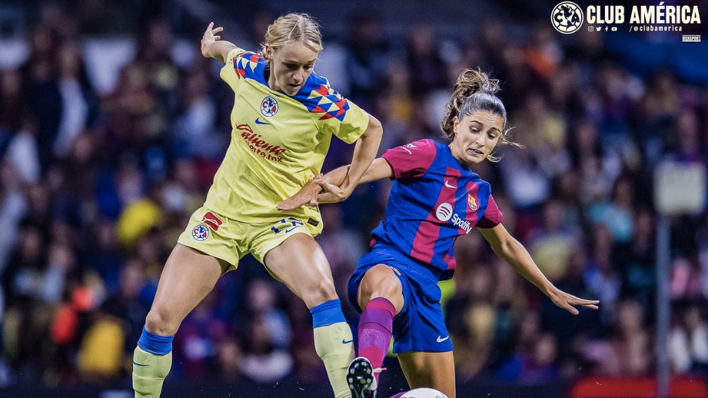 Sarah Lubbert durante el partido ante el Barcelona Femenil