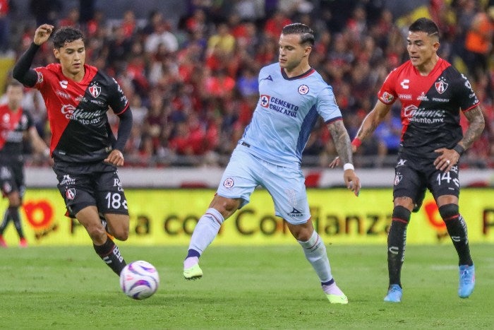 Tabó jugando con Cruz Azul 