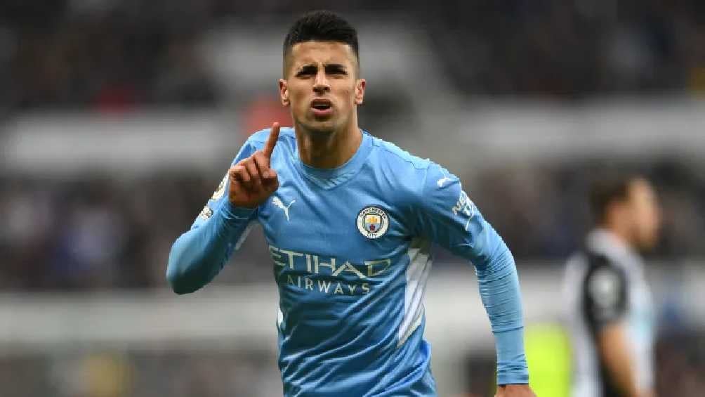 Cancelo llegó al Barcelona