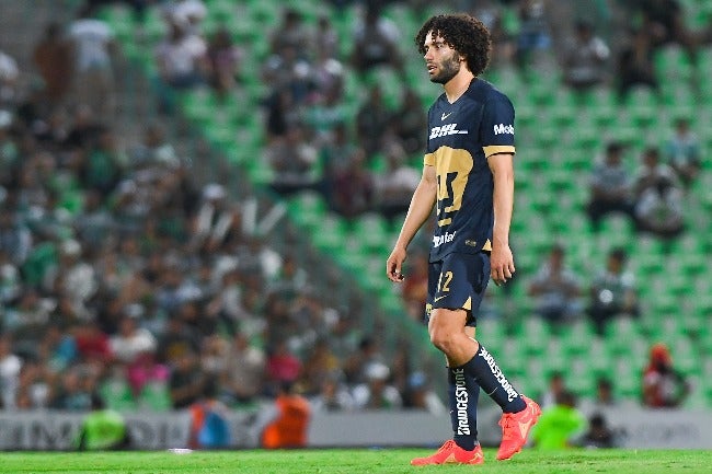 César Huerta en el partido