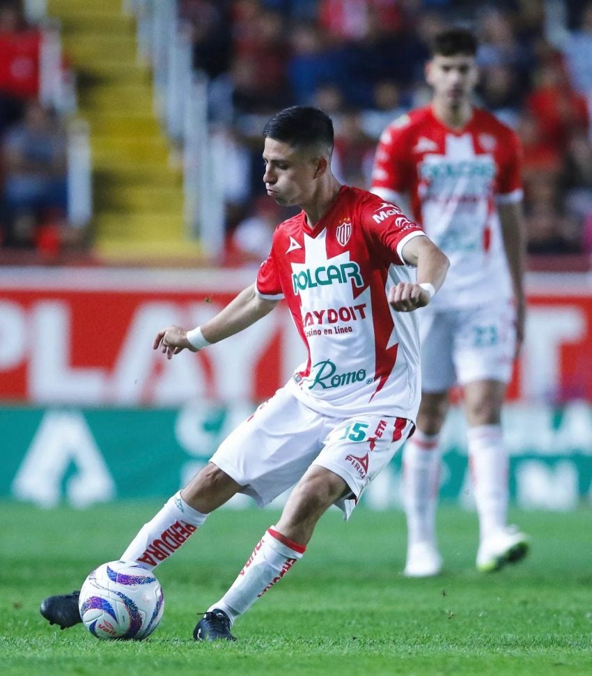 Necaxa en partido de Liga MX