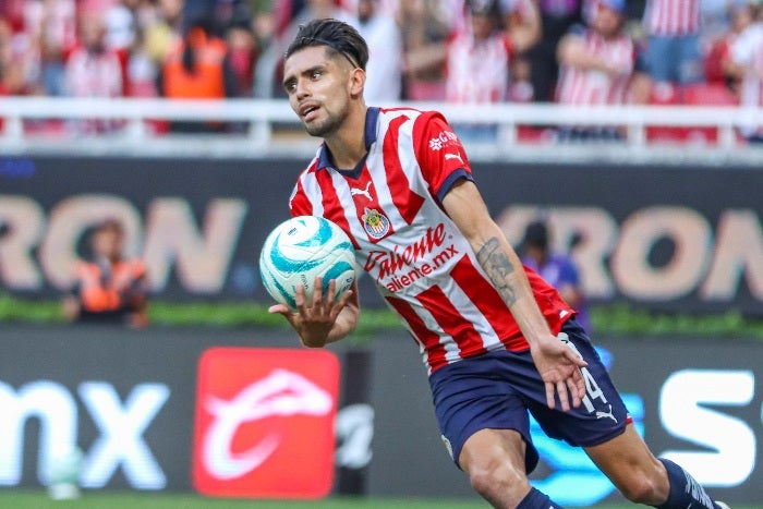 Ricardo Marín celebrando su gol 