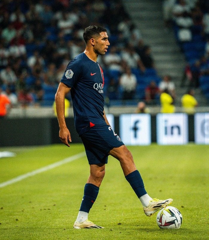 Hakimi jugando con el PSG 