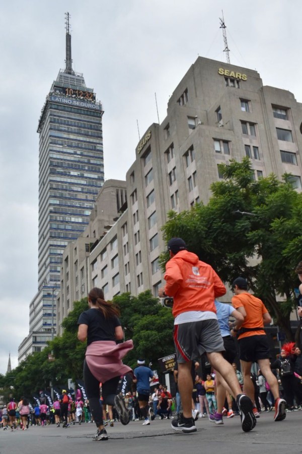 Corredores en el Maratón de la Ciudad de México