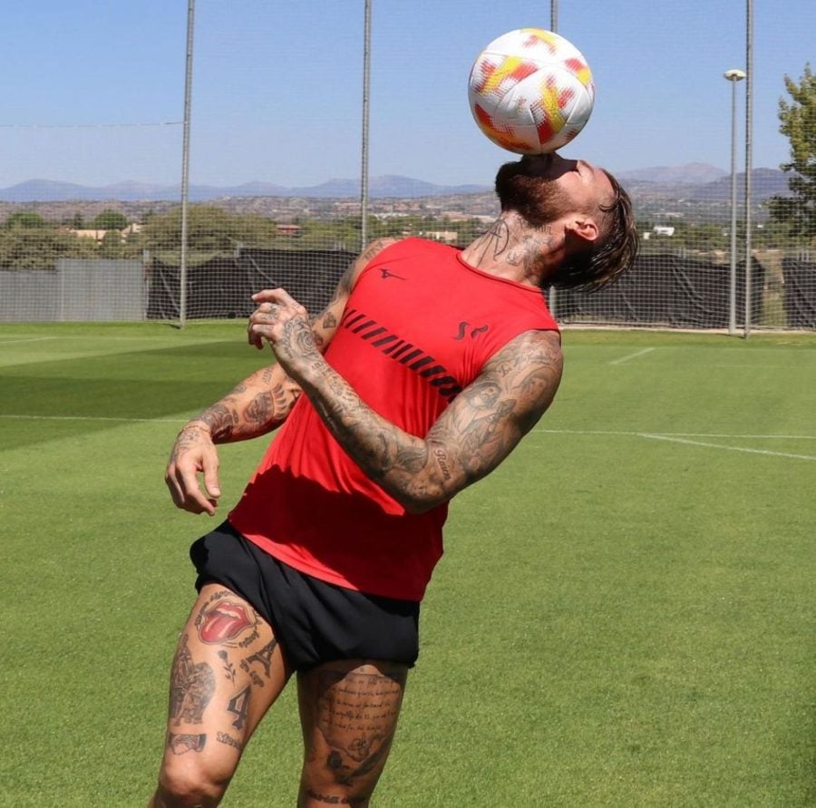 Sergio Ramos entrenándose por su cuenta