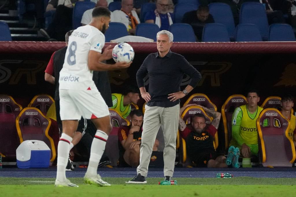 José Mourinho durante un partido