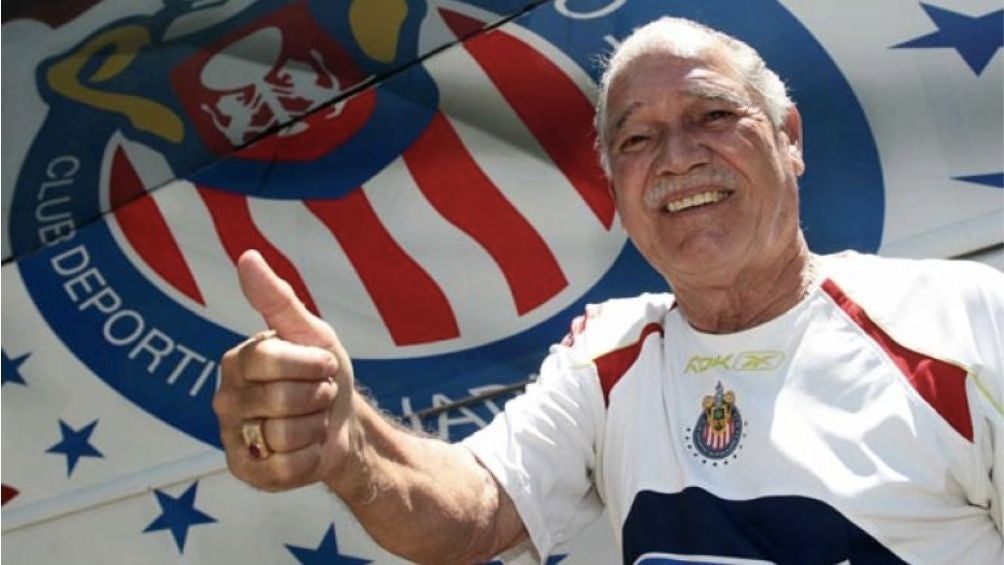 Chava Reyes, líder goleador histórico de los Clásicos