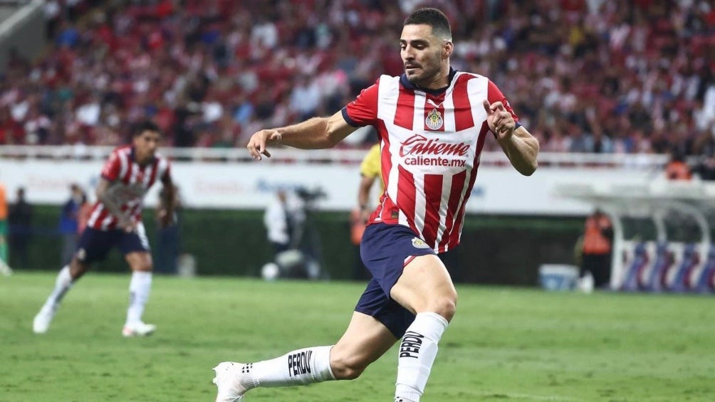 Antonio Briseño en partido de Liga MX