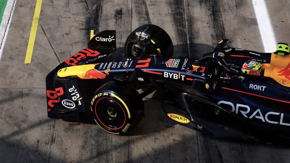 El RB19 del piloto mexicano