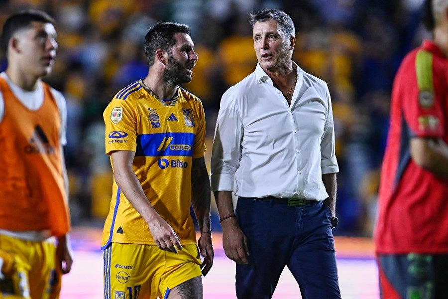 Robert Dante Siboldi con André Pierre-Gignac