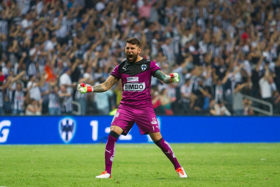 Jonathan Orozco en el Estadio BBVA