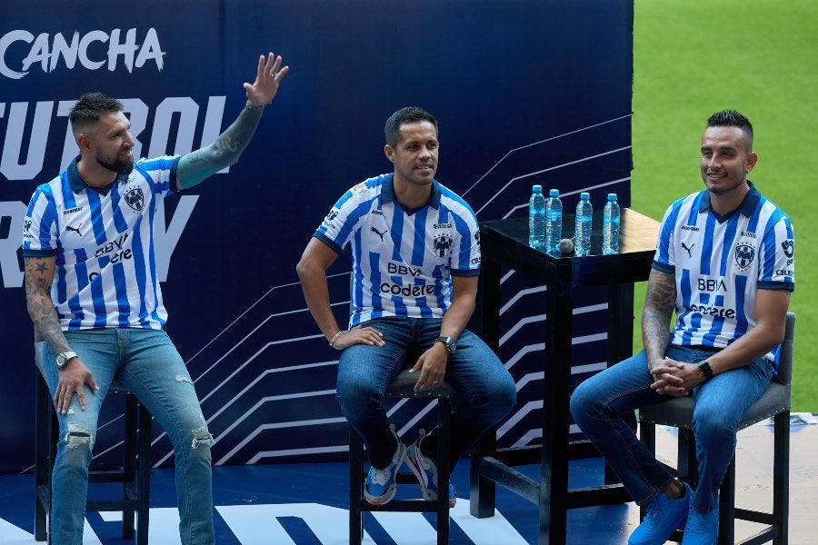 Jonathan Orozco asistió a la presentación de Tecatito