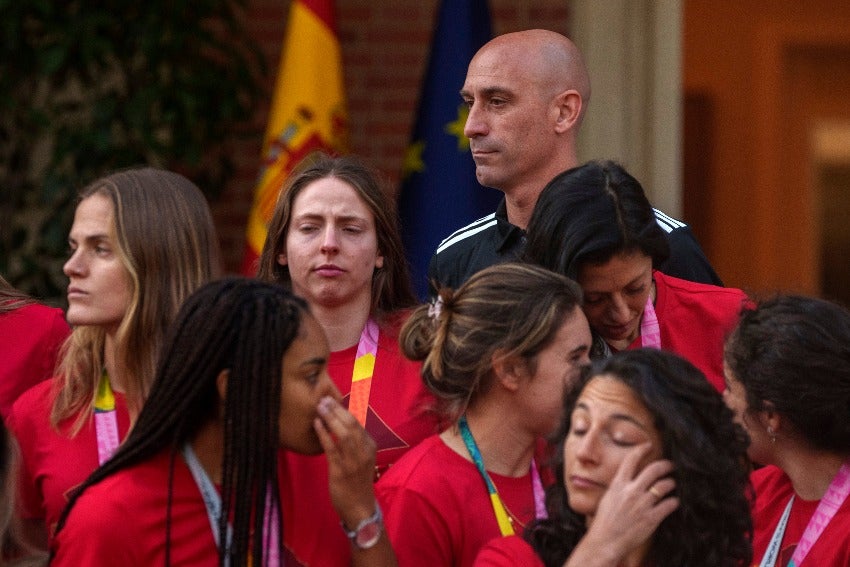 Rubiales en las celebraciones por el título Mundial de España Femenil