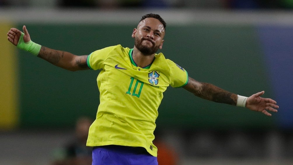 Neymar batió el récord de Pelé