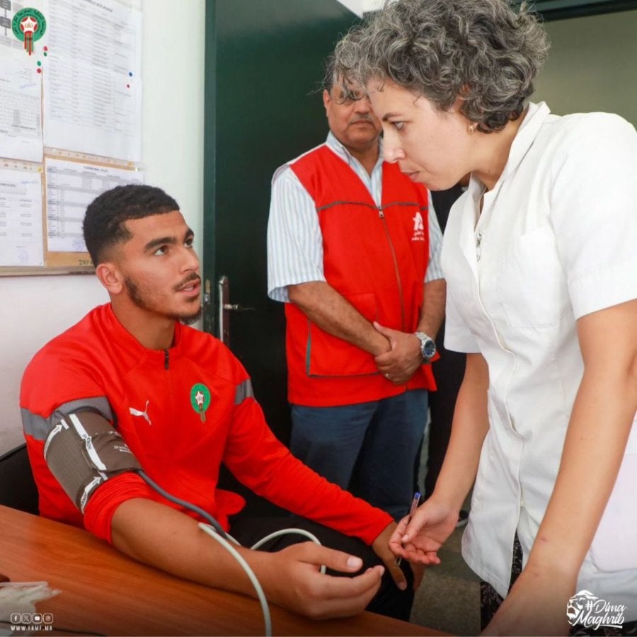 Jugadores de Marruecos donaron sangre