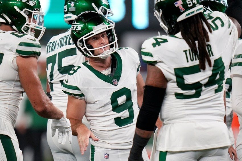 Los Jets inician la temporada con victoria