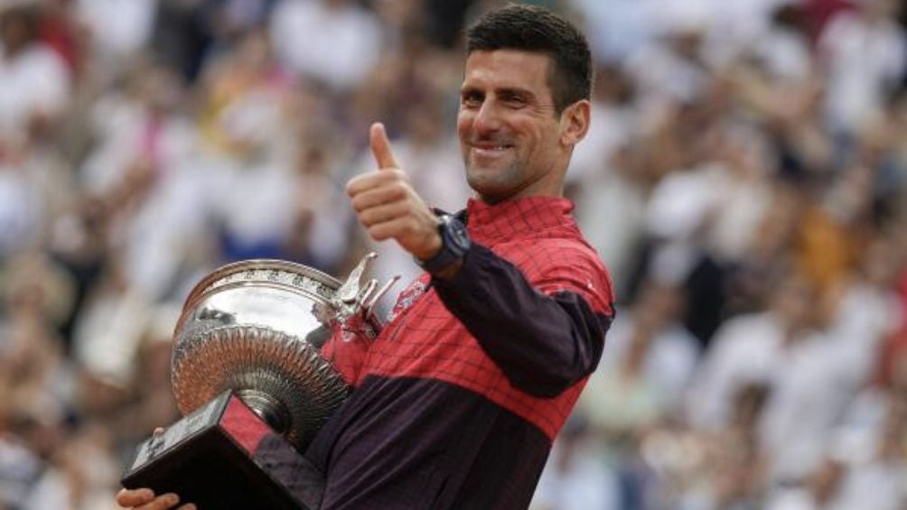 El serbio celebrando en Roland Garros