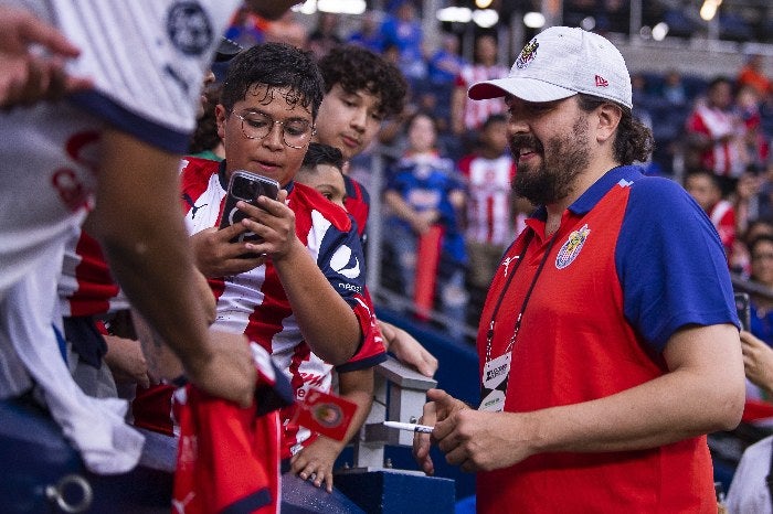 Amaury Vergara busca que Chivas sea una inspiración