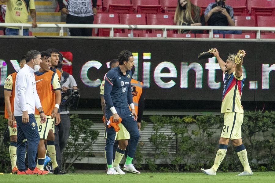 Henry Martín en el Clásico Nacional