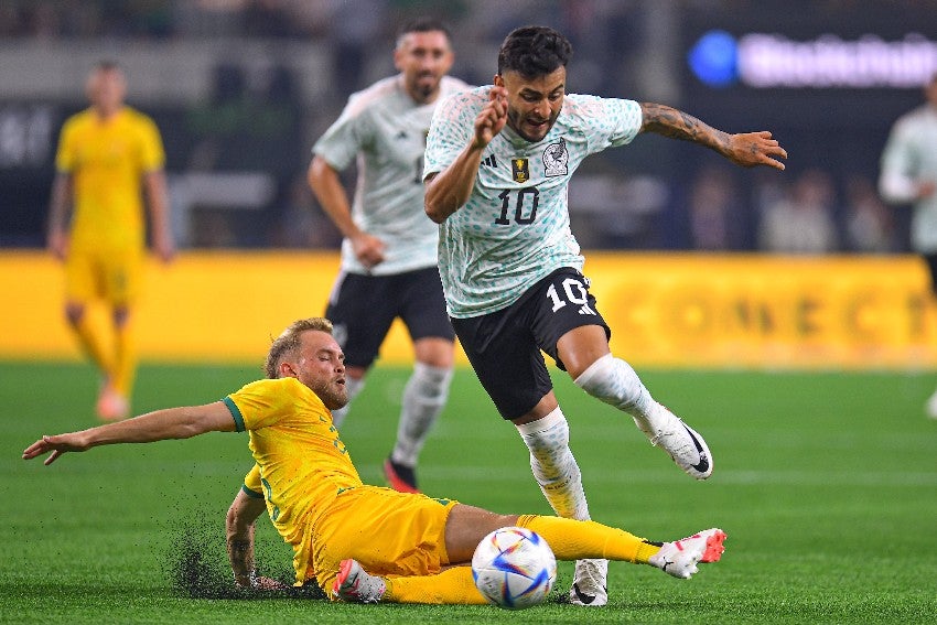 Alexis Vega en el juego vs Australia