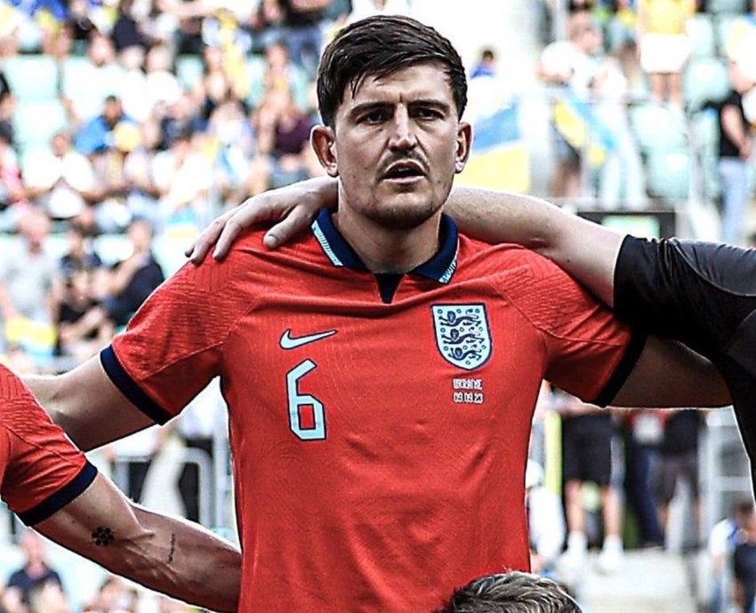 Harry Maguire en un partido de Inglaterra