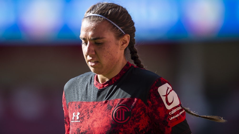 Destinney Duron previo a un partido de Toluca Femenil