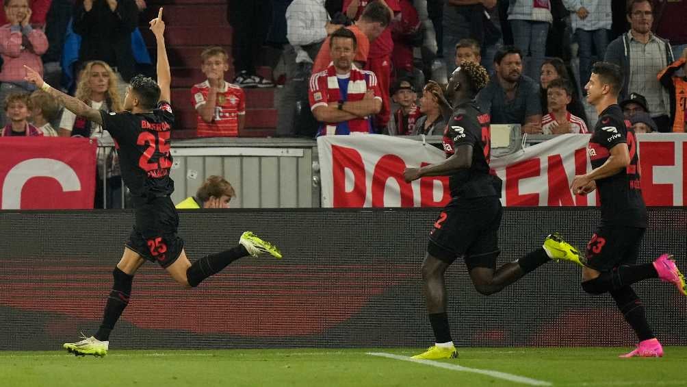 Leverkusen en celebración de gol