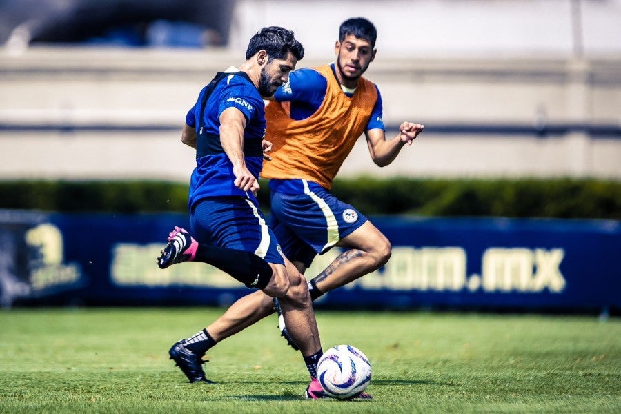 Henry Martín está de vuelta para el Clásico Nacional